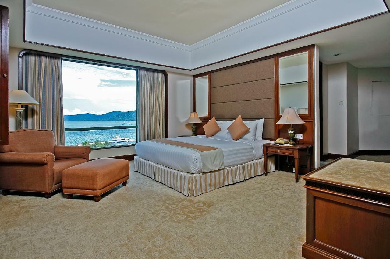 Hotel The Pacific Sutera Kota Kinabalu Esterno foto